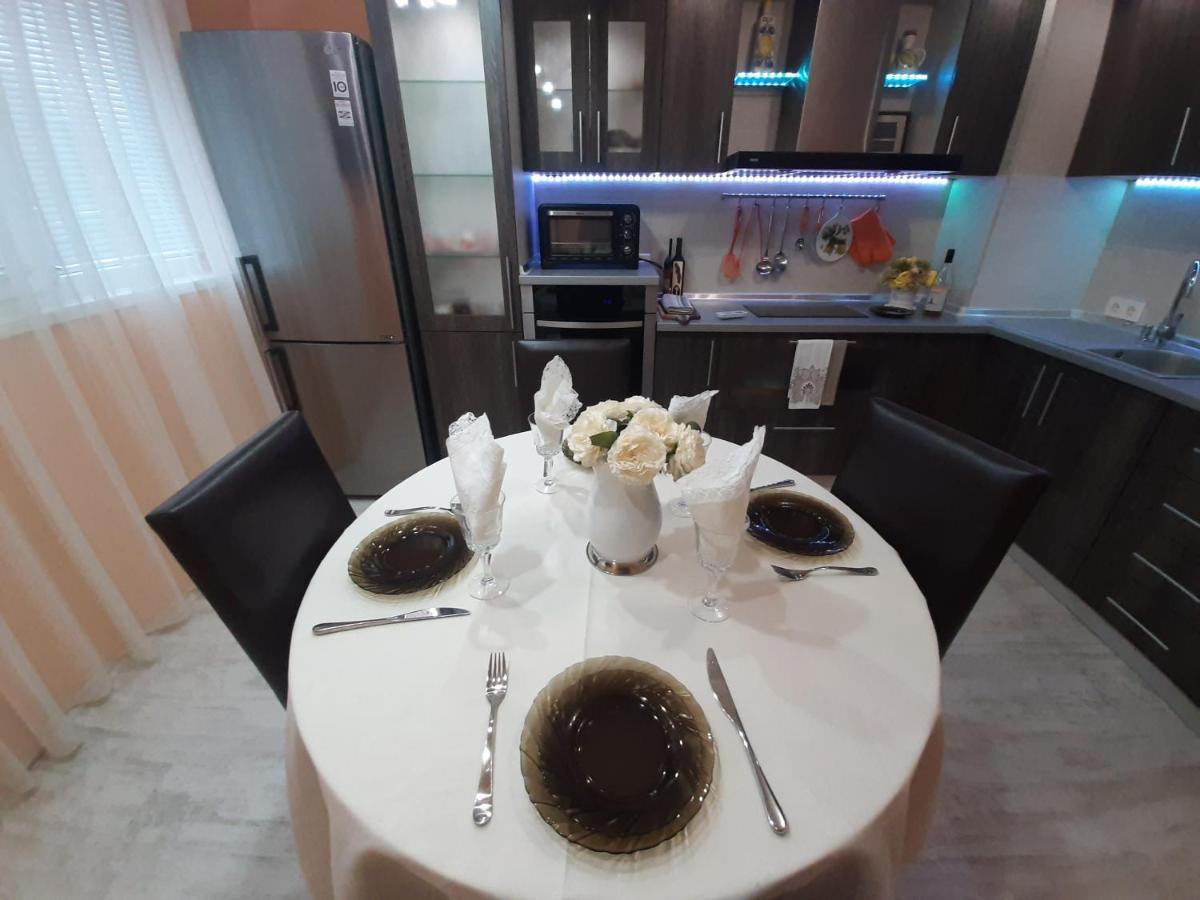 Luny Apartment Ruse Eksteriør bilde