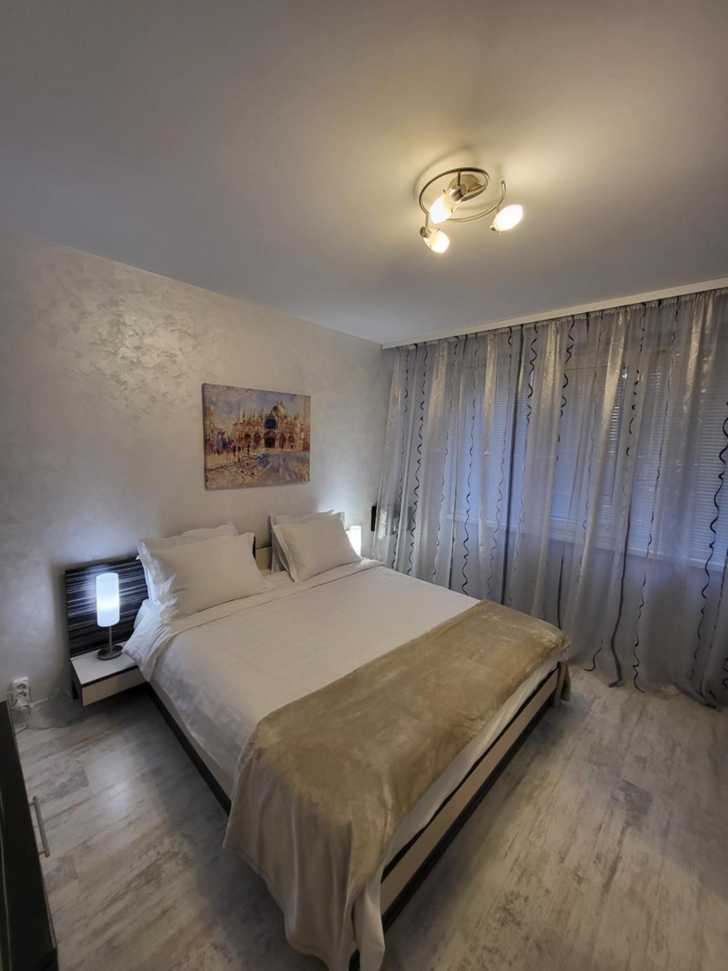 Luny Apartment Ruse Eksteriør bilde